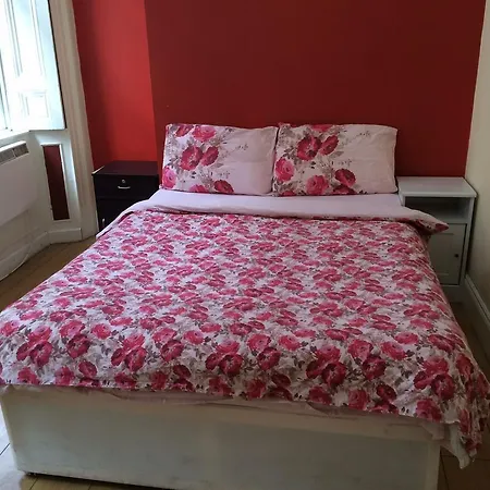 The Apache Hostel *
